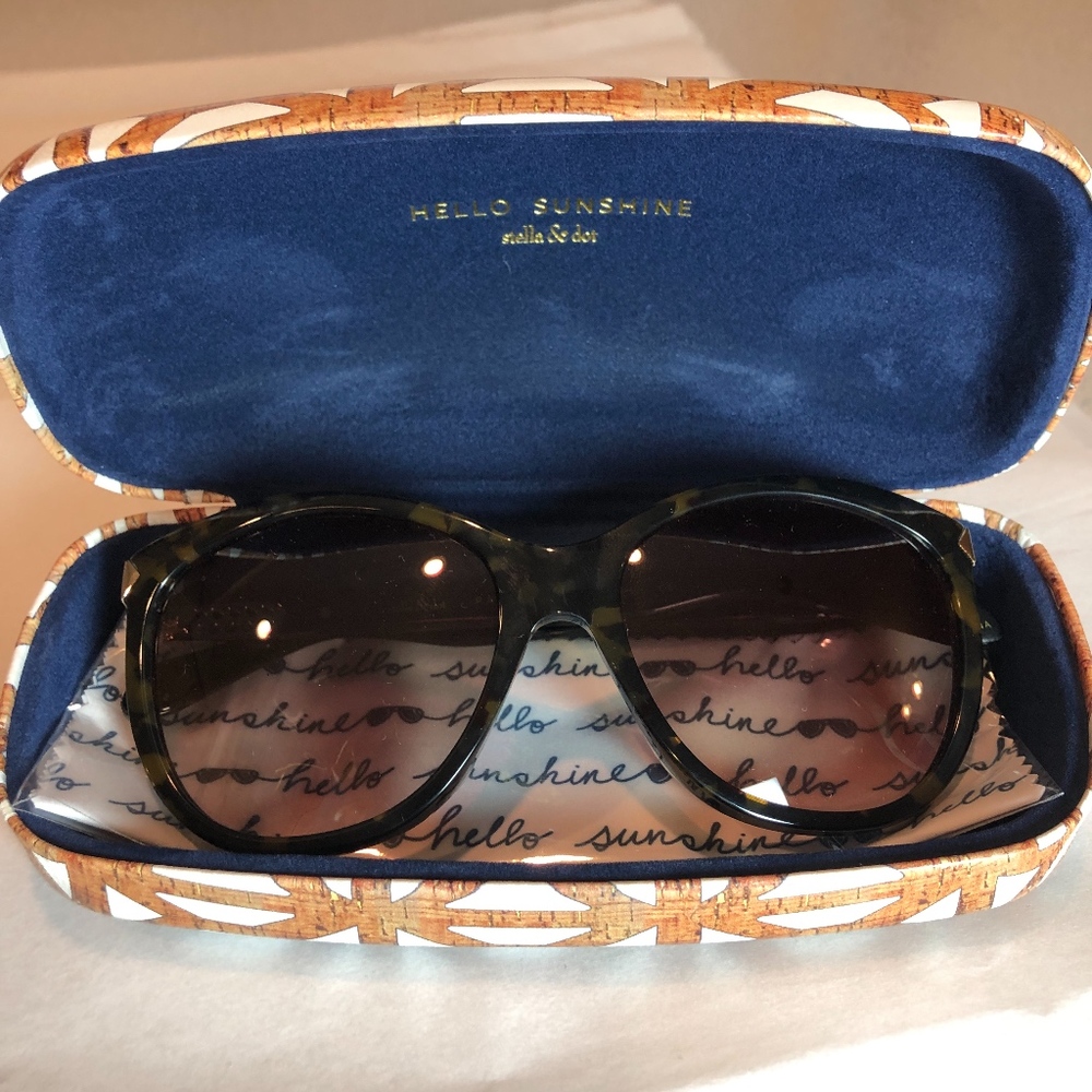 Stella & Dot Parker Sunglasses